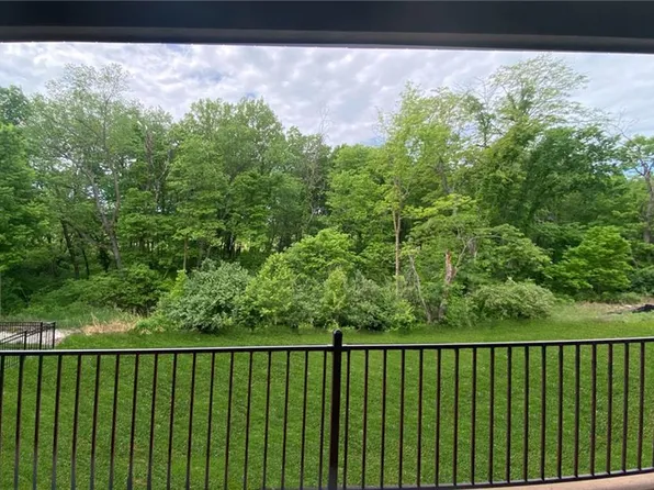 2501 W 180th St, Overland Park, KS 66085