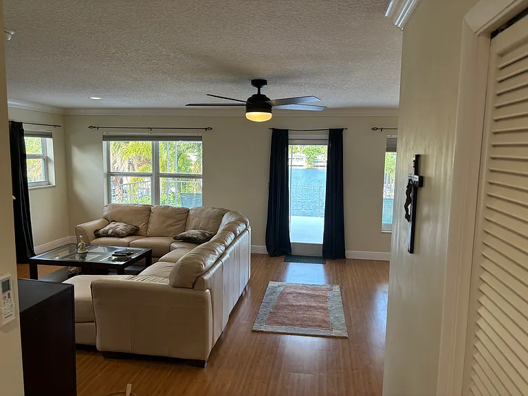 5810 NE 27th Ave #1 — Photo 4