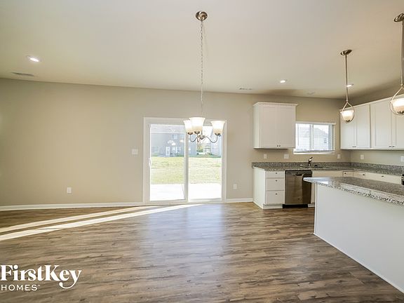 5th image of 5045 Arling Ct
