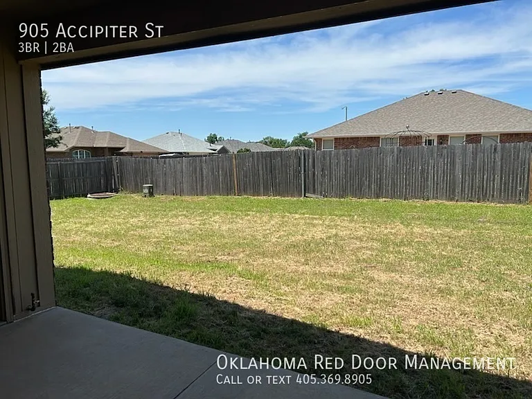 905 Accipiter St — Photo 11