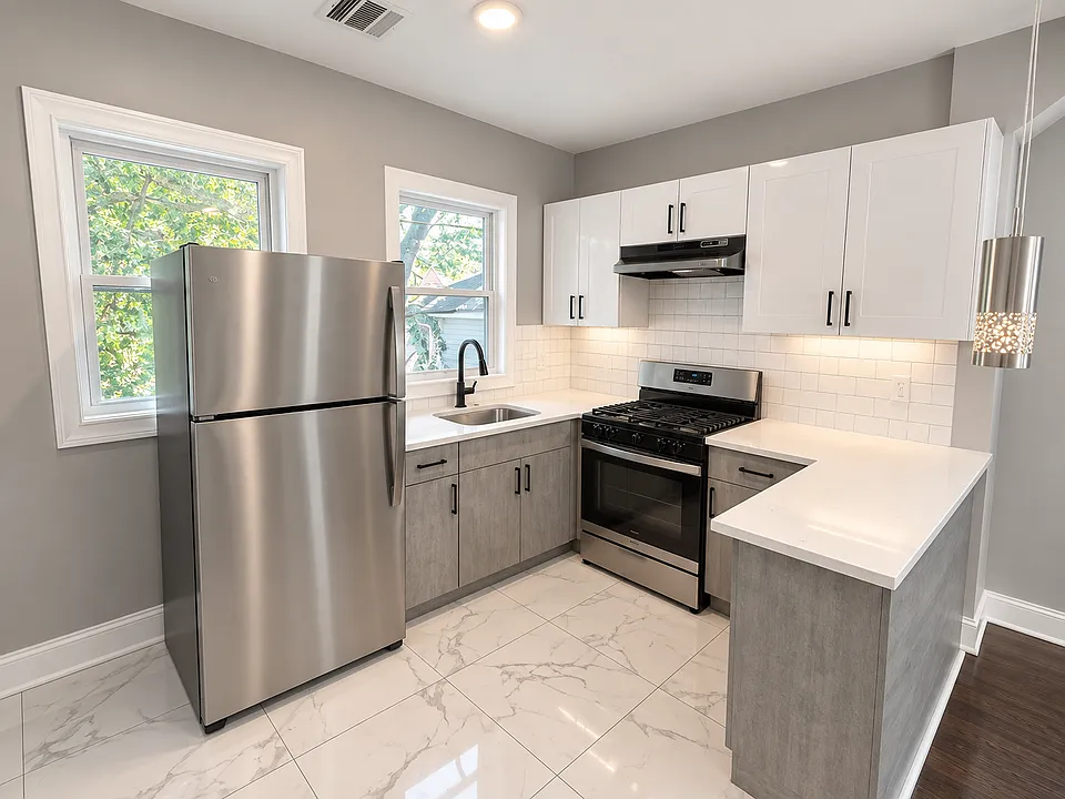 186-188 Renner Ave #3