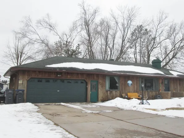 407 W Butternut St, Abbotsford, WI 54405