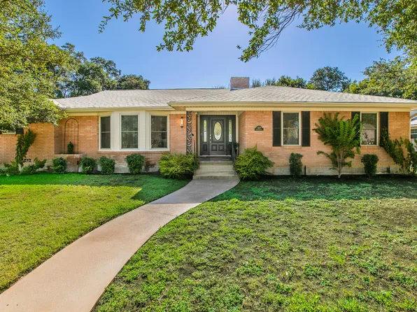 5220 Lake Charles Dr, Waco, TX 76710