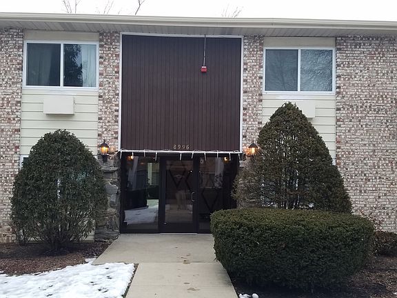 2nd image of 8996 Kennedy Dr #1F