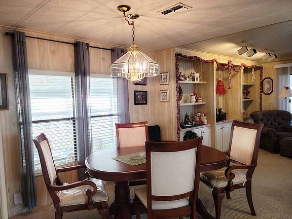 4th image of 60 Joppa Dr
