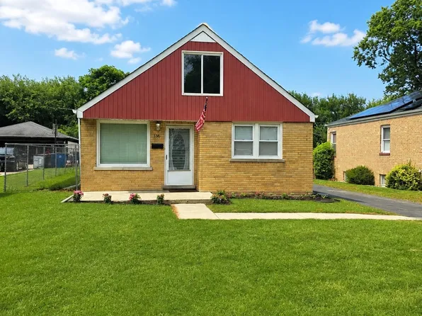 136 S Iowa Ave, Addison, IL 60101