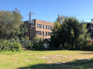 1949 E 73rd St, Chicago, IL 60649