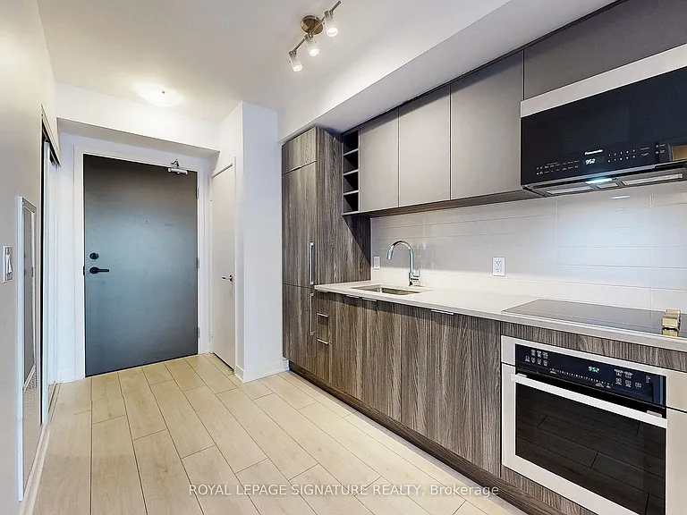 2033 Kennedy Rd #2102 — Photo 11