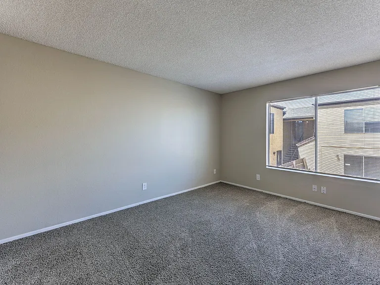 1481 Living Desert Dr #B — Photo 6