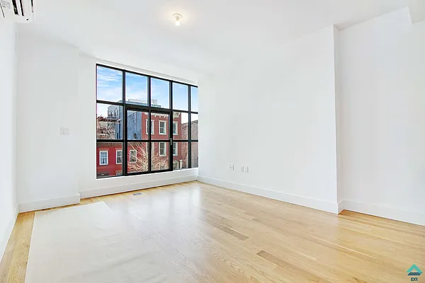 Rented by EXR | media 5