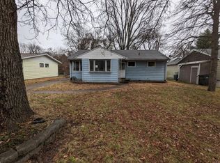 632 Devonshire Dr, Belleville, IL