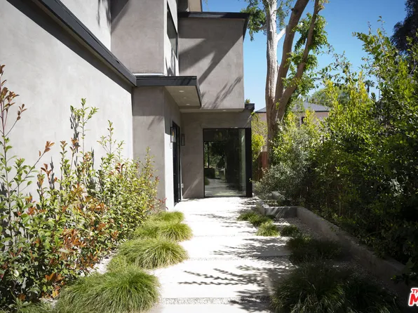 3848 Vantage Ave, Studio City, CA 91604