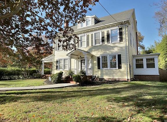 3rd image of 3800 Hawthorne Ave
