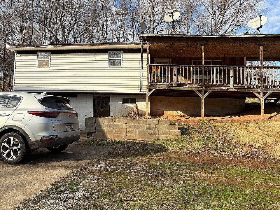 1st image of 2275 N Claylick Rd