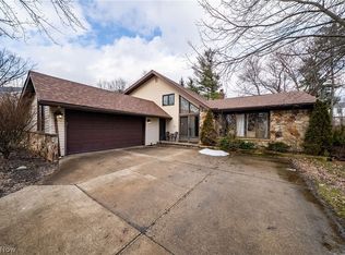 1205 Tulip Ct, Brunswick, OH 44212