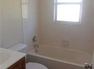 909 59th Avenue Dr E, Bradenton, FL 34203