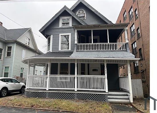 1st image of 259 Grove St Floor 3