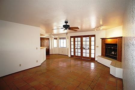 Family Room W/FP