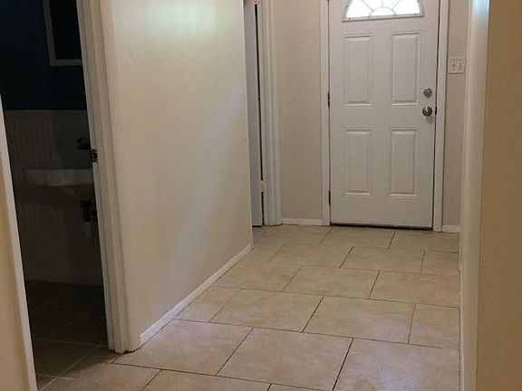 5th image of 1215 NW 5th Ave