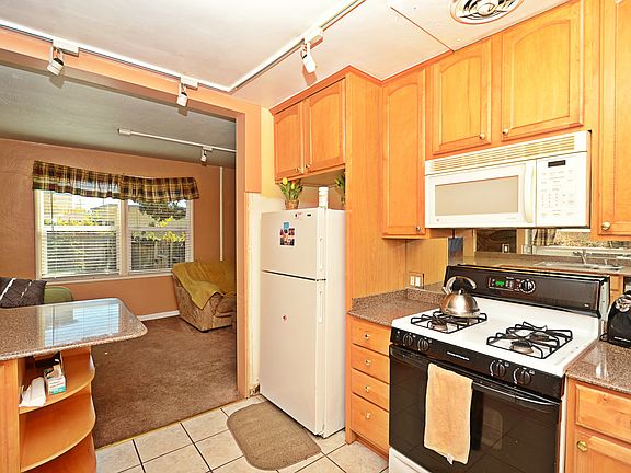 2nd image of 8630 Thermal St