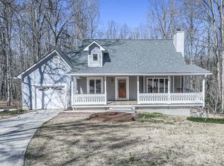 540 Lake Swan Ct, Hiram, GA 30141