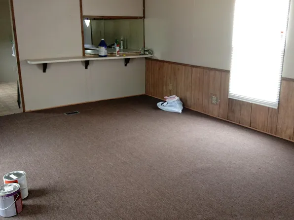 3591 Brookside Rd, Axton, VA 24054