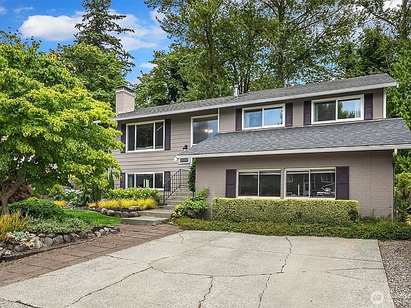 3rd image of 21504 124th Avenue SE