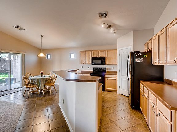 25516 W Dunlap Rd Buckeye AZ-large-004-1