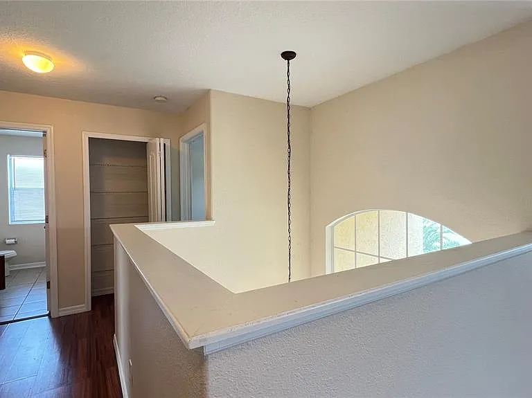 806 Lost Grove Cir — Photo 39