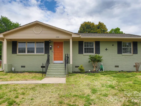 1206 Georgetown Dr, Charlotte, NC 28213