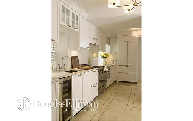 Rented by Douglas Elliman | media 4