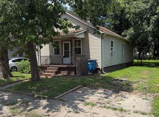 2511 E 23rd St, Granite City, IL 62040