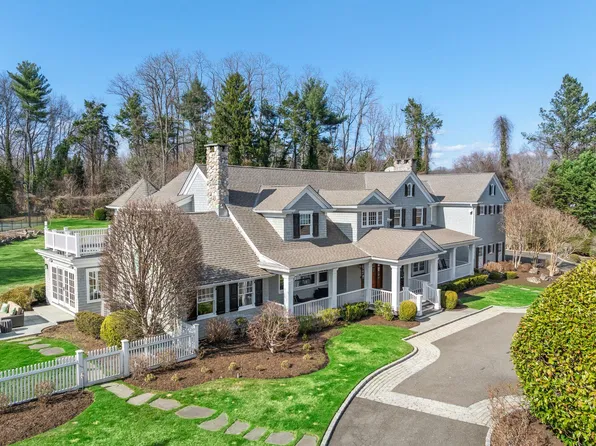 32 Wawapek Road, Cold Spring Harbor, NY 11724