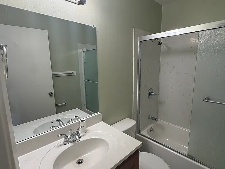 1590 162nd Ave #10 — Photo 14