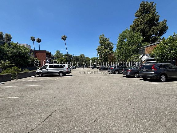 5th image of 650 N Oakland Ave APT 115