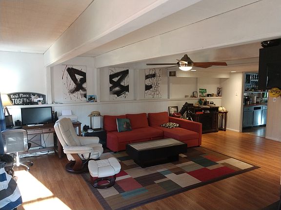 3rd image of 117 Green St