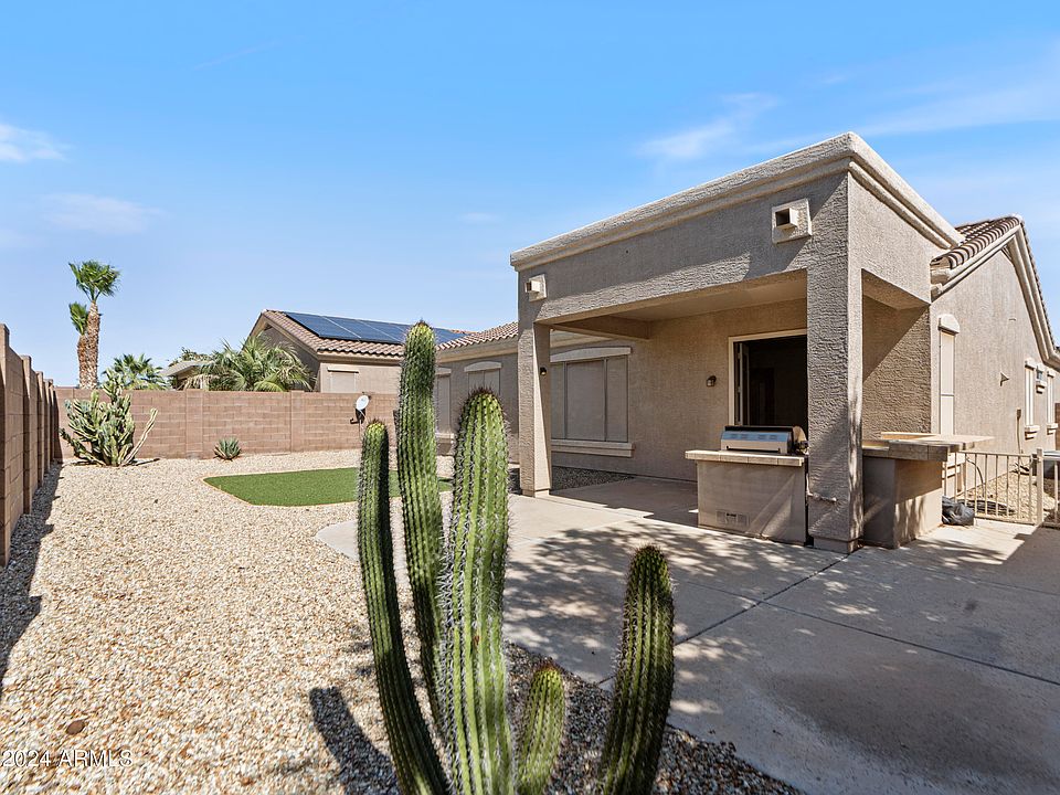 1st image of 17625 W DAHLIA Drive