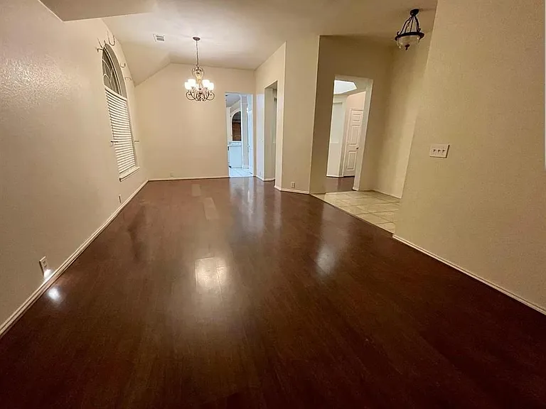 4001 Mulberry Dr — Photo 8