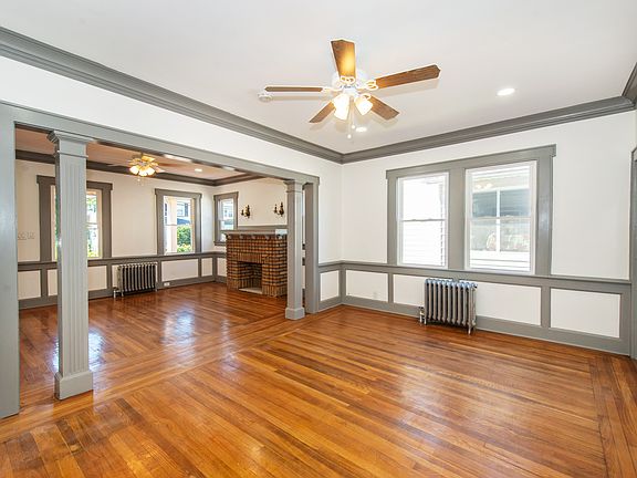 5th image of 57 Essex Ave