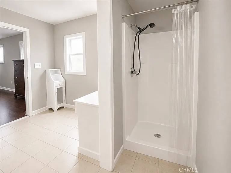 8331 Beverly Dr — Photo 10