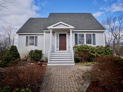 23 Appleby Rd, Salem, MA, 01970