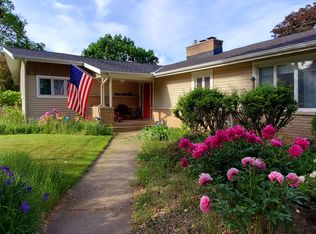 4334 Sunnybrook Dr, Kalamazoo, MI 49008