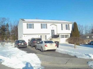 25 Glenview Cir, Dillsburg, PA
