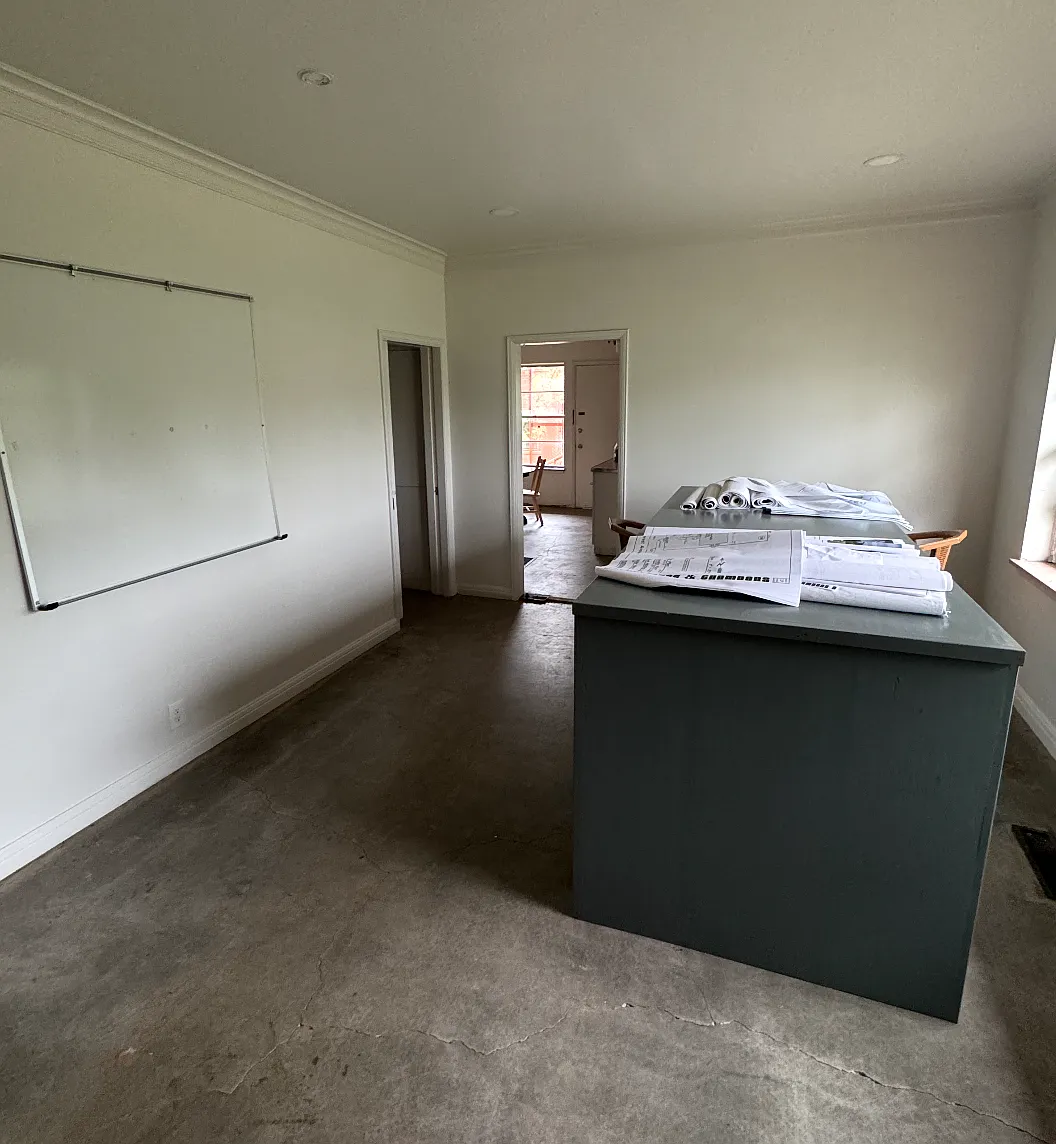 3 bed, 2357 sqft, $3,500 — Photo 3