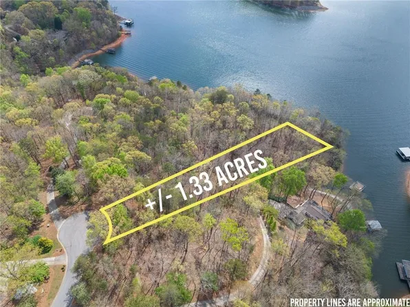 2524 Thompson Ovlk #9, Gainesville, GA 30506