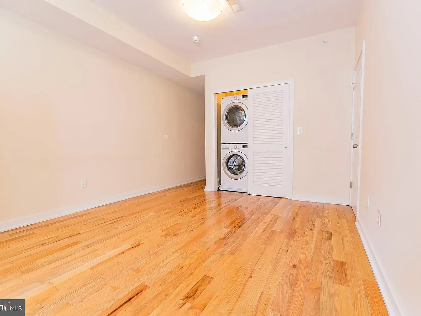 2 bed, $1,700 — Photo 3