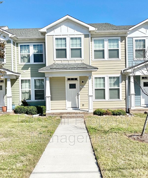 1st image of 908 Hillside Ave