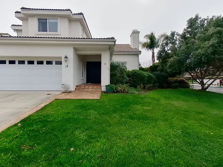12 Touran Ln — Photo 1