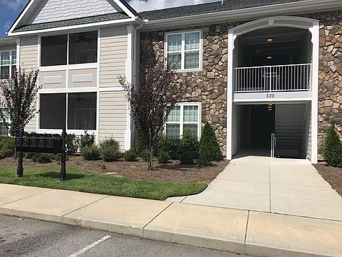 330 Gallery Dr #201 Photo 1