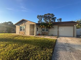 4520 W Paris St, Tampa, FL 33614